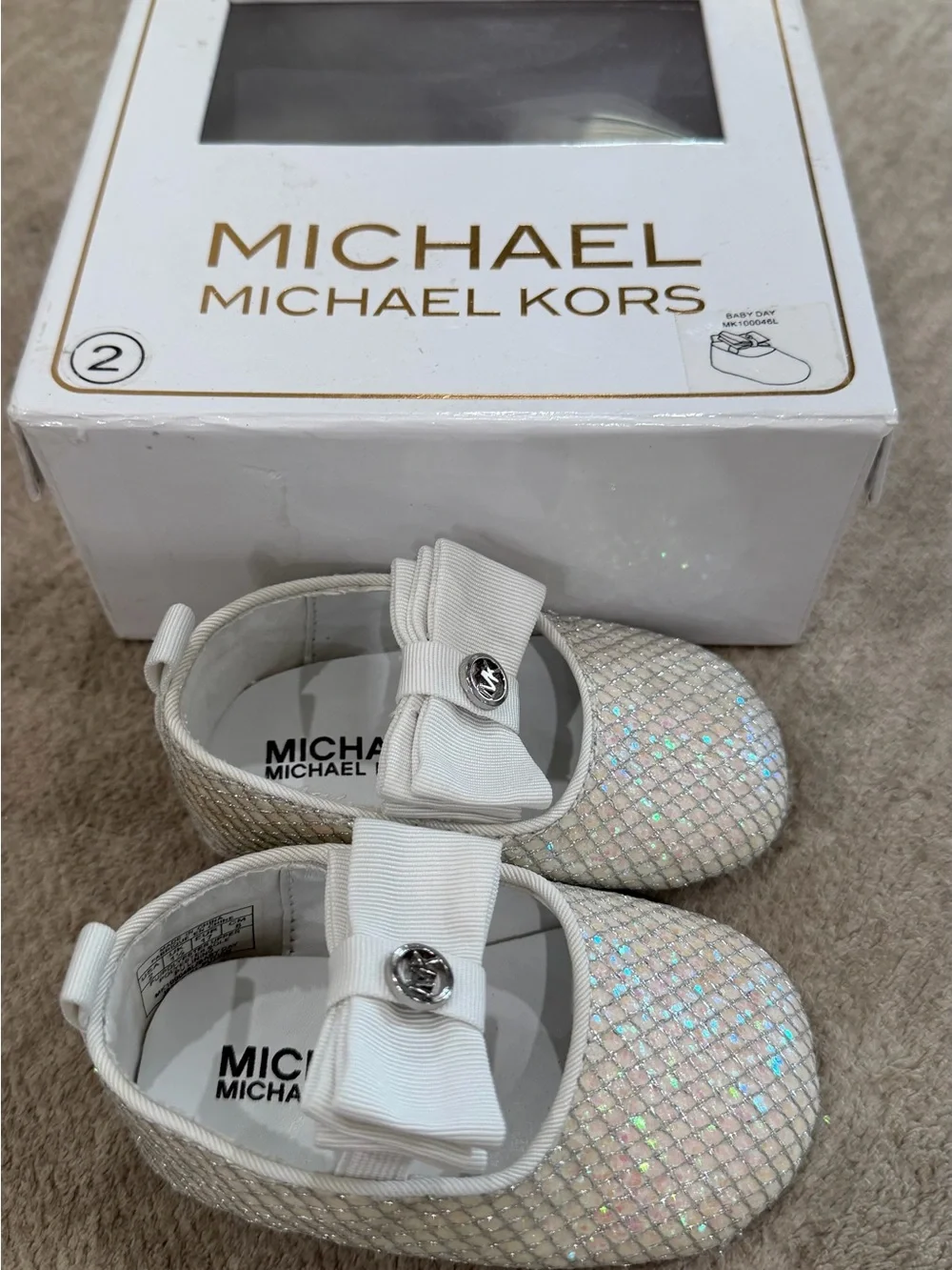 MICHAEL Michael Kors Girls' Baby Day Ballerina Bow Crib Shoes (Infant)